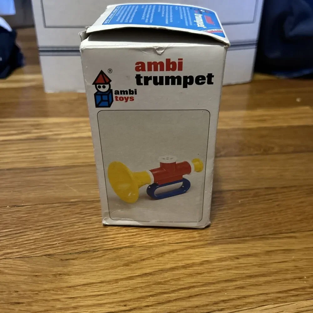 Anbitoi (ambi toys) trumpet Made in Holland